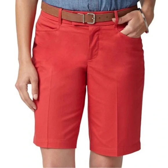 NWT Dockers Ideal Bermuda Woman’s Shorts Size 6 - Picture 13 of 15